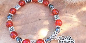 bracelet celtique cornaline hématite arbre de vie courage confiance créativité protection
