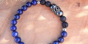 bracelet homme lapis lazuli lave et grosse perle entrelacs