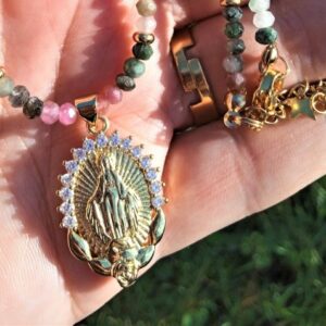collier sainte marie acier inox or tourmaline
